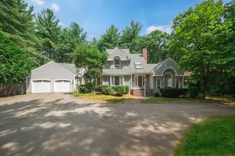 86 York Rd, Mansfield, MA 02048