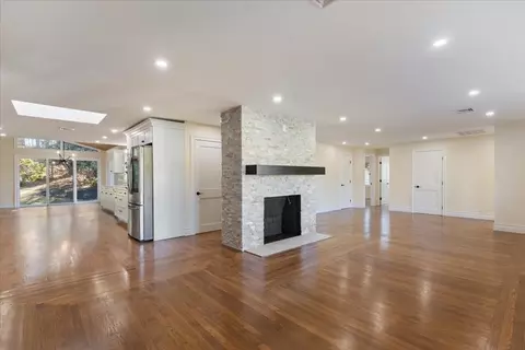 6 Sunset Dr, Walpole, MA 02081 photo 6