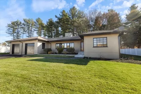 6 Sunset Dr, Walpole, MA 02081 photo 2