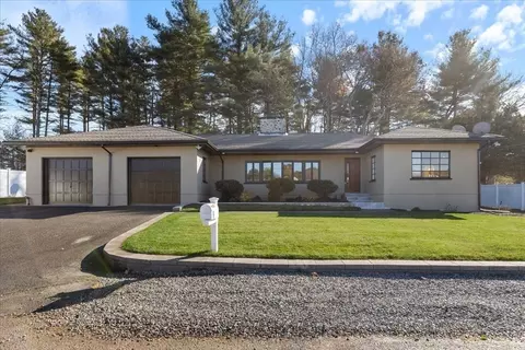 6 Sunset Dr, Walpole, MA 02081