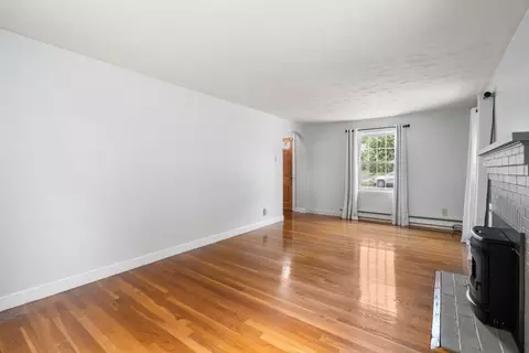 86 June St, Worcester, MA 01602 photo 12
