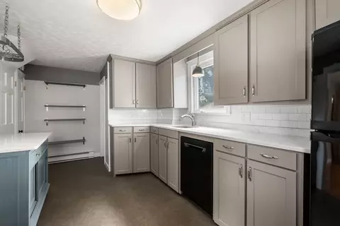 86 June St, Worcester, MA 01602 photo 6