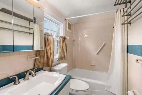 86 June St, Worcester, MA 01602 photo 24