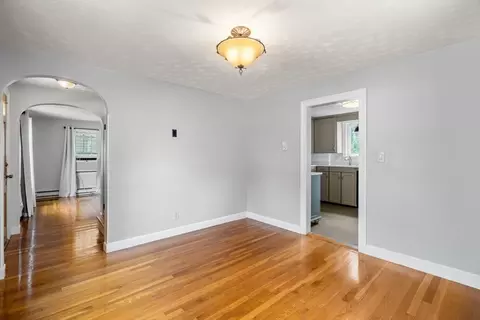 86 June St, Worcester, MA 01602 photo 8