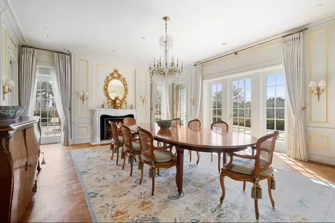 Dining - 4 Willow Rd, Weston, MA 02493 photo 3 of 3