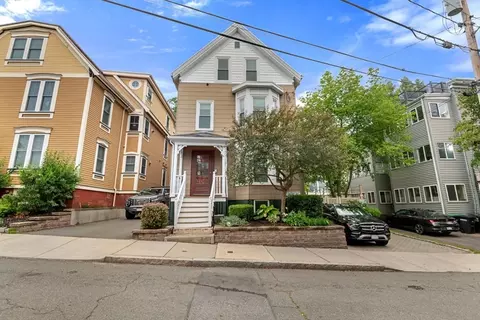 7 Landers St #2, Somerville, MA 02143
