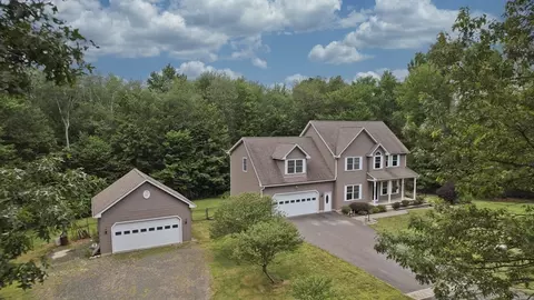 25 Davis Rd, Southwick, MA 01077