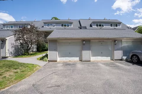 406 Beacon Park Rd #406, Webster, MA 01570 photo 2