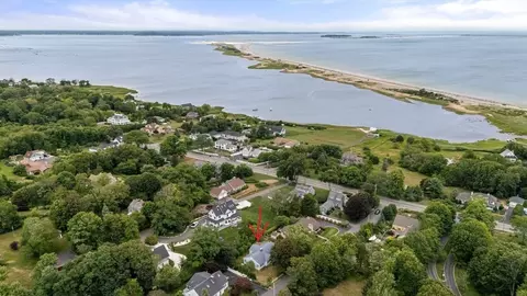 5 Sunrise Ave, Plymouth, MA 02360