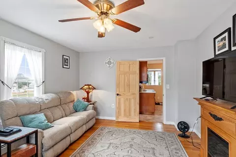 97 South St, Ware, MA 01082 photo 11