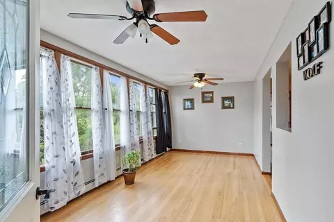 97 South St, Ware, MA 01082 photo 5