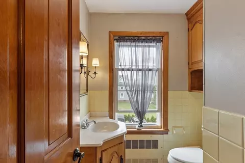 97 South St, Ware, MA 01082 photo 16