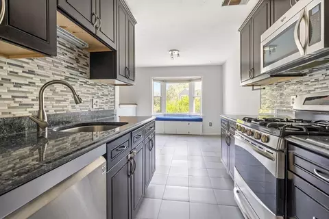 84 Walpole St #5D, Canton, MA 02021 photo 5