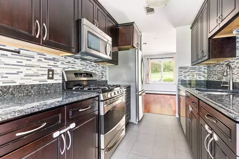 84 Walpole St #5D, Canton, MA 02021 photo 9