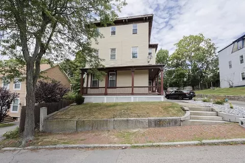 84 Chatham St, Worcester, MA 01609 photo 2