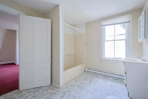 84 Chatham St, Worcester, MA 01609 photo 22