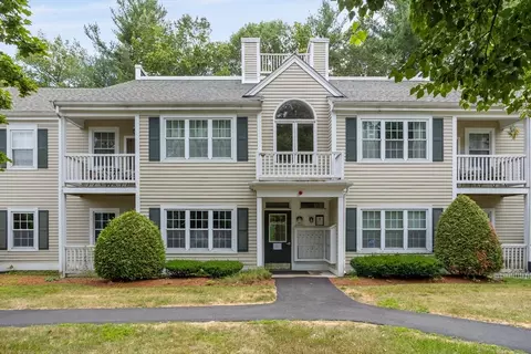 400 Brookside Dr #A, Andover, MA 01810
