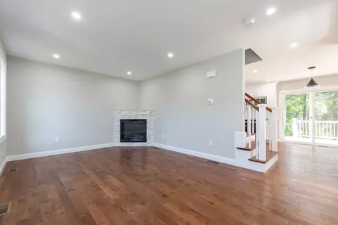 392 Brook St, Framingham, MA 01701 photo 14