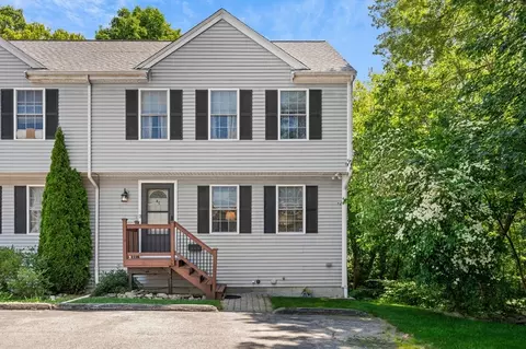 47 Brook St #47, Webster, MA 01570