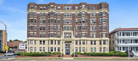 285 Lynn Shr #104, Lynn, MA 01902
