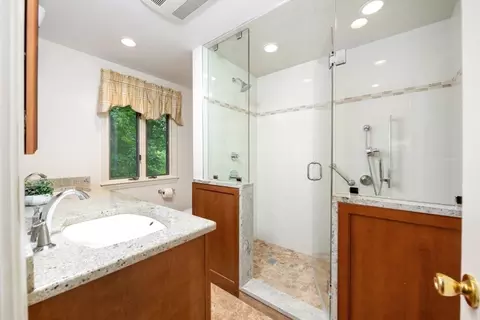 5 Cape Cod Ln, Hingham, MA 02043 photo 16
