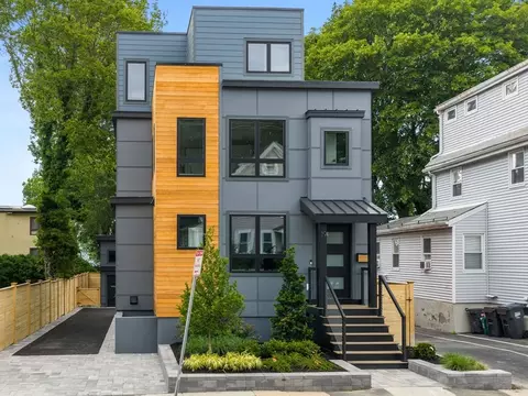 19 Cottage Park, Cambridge, MA 02140