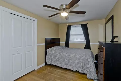 27 Michael St, Springfield, MA 01129 photo 12