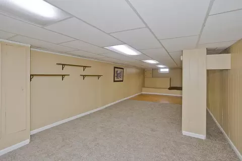 27 Michael St, Springfield, MA 01129 photo 18