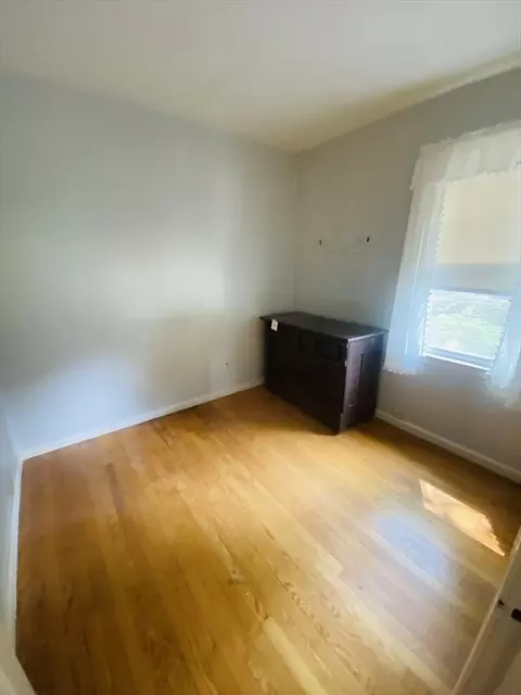 4 Gerry St, Marblehead, MA 01945 photo 12