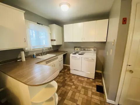 4 Gerry St, Marblehead, MA 01945 photo 8