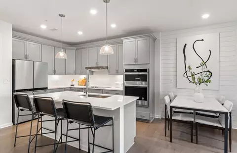 320 Martins Lndg #108, North Reading, MA 01864