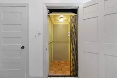 Entry Way - 20 Eulow St, Swampscott, MA 01907 photo 6 of 7