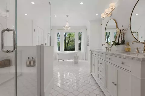Bath - 20 Eulow St, Swampscott, MA 01907 photo 1 of 6