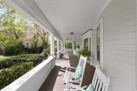 Exterior - 20 Eulow St, Swampscott, MA 01907 photo 5 of 8