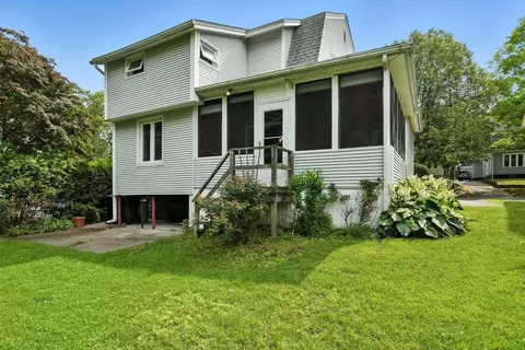 Exterior - 36 Benz, Springfield, MA 01118 photo 2 of 8