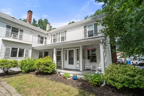 893 Watertown St #-, Newton, MA 02465