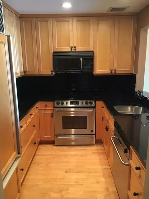 197 8th #620, Boston, MA 02129 photo 6