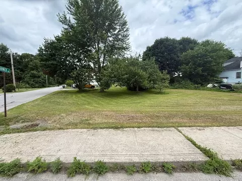 27 Warwick Ave, Athol, MA 01331 photo 11
