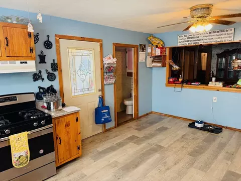 27 Warwick Ave, Athol, MA 01331 photo 16