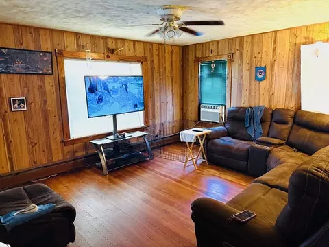 27 Warwick Ave, Athol, MA 01331 photo 22