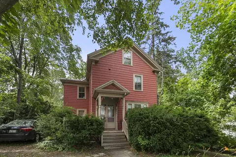 31 Walnut St, Arlington, MA 02476