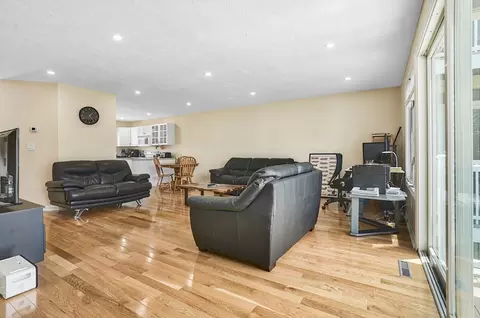 700 Shore Dr #9-908, Fall River, MA 02721 photo 9