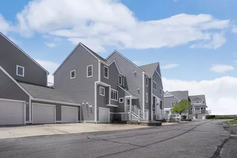 700 Shore Dr #9-908, Fall River, MA 02721 photo 2