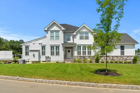 36 Ingalls Village Way #15, Boxford, MA 01921