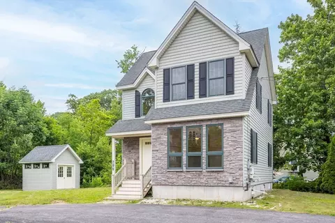 208 Lawrence St, Gardner, MA 01440