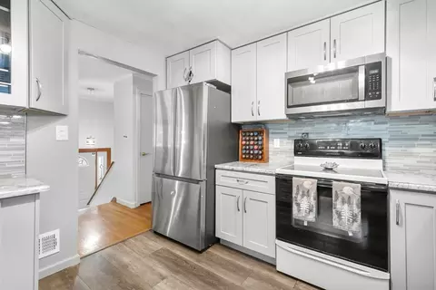 Kitchen - 17 George Rd, Maynard, MA 01754 photo 3 of 6