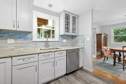 Kitchen - 17 George Rd, Maynard, MA 01754 photo 2 of 6