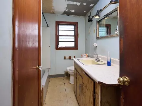 10 Ashwood St, Worcester, MA 01604 photo 21