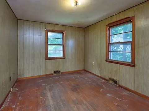 10 Ashwood St, Worcester, MA 01604 photo 17