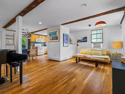 9 Thorpe St #9, Somerville, MA 02143